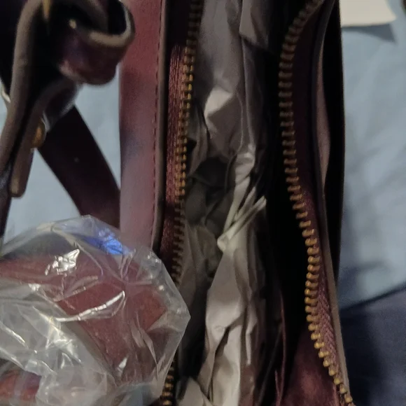 Pioneer NWT Womens Purple Handbag With 2 Straps. - Picture 10 of 10